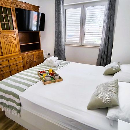Apartment Lea Bayview ドゥブロブニク エクステリア 写真